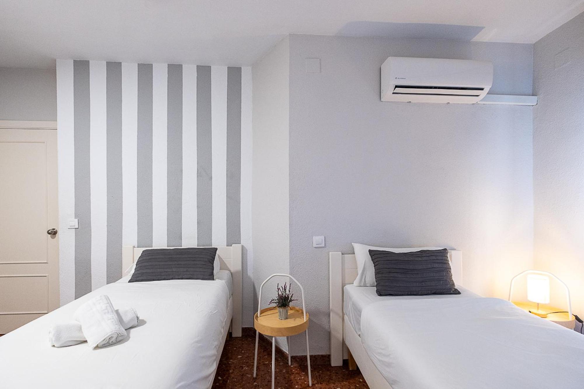 Apartamento New Folch Sevilla A Luaran gambar