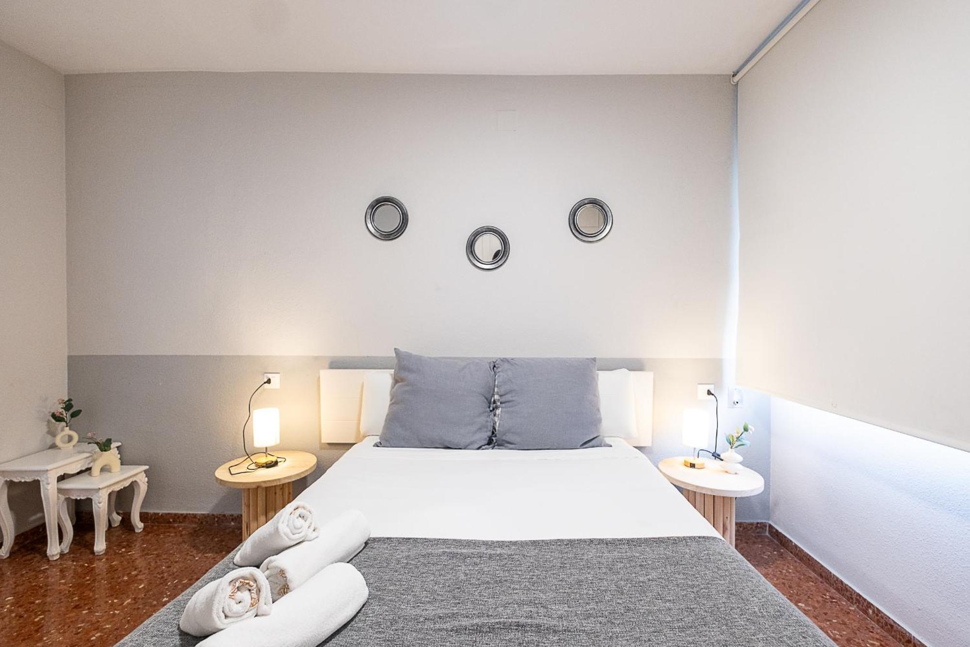 Apartamento New Folch Sevilla A Luaran gambar